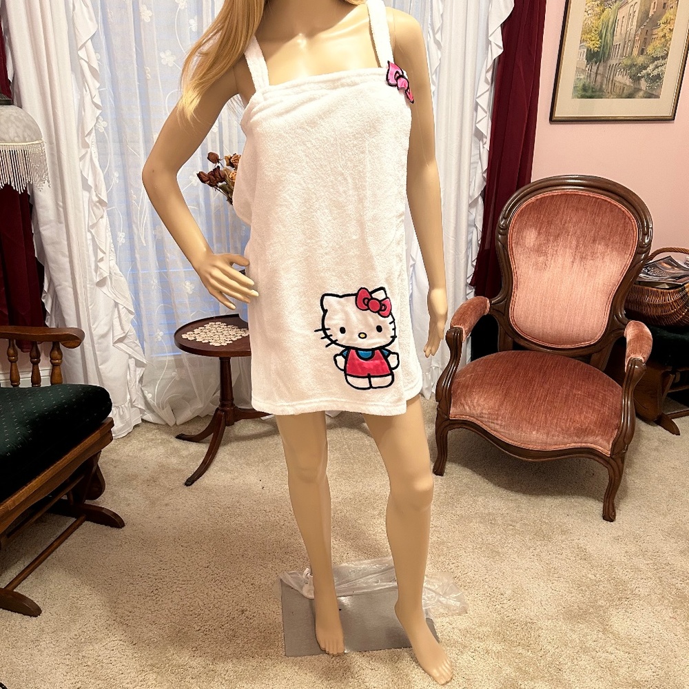 Hello Kitty Sarong/modesty wrap
